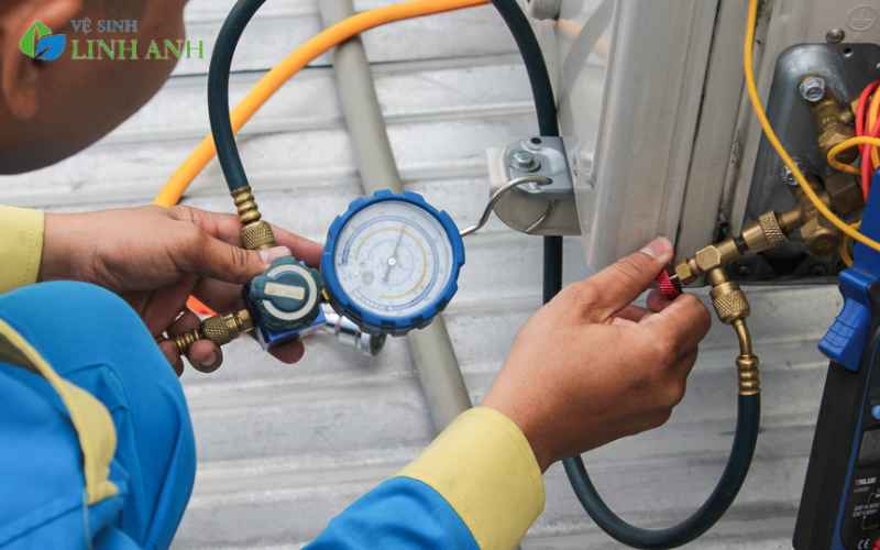 7 lợi ích vàng khi vệ sinh điều hòa định kỳ